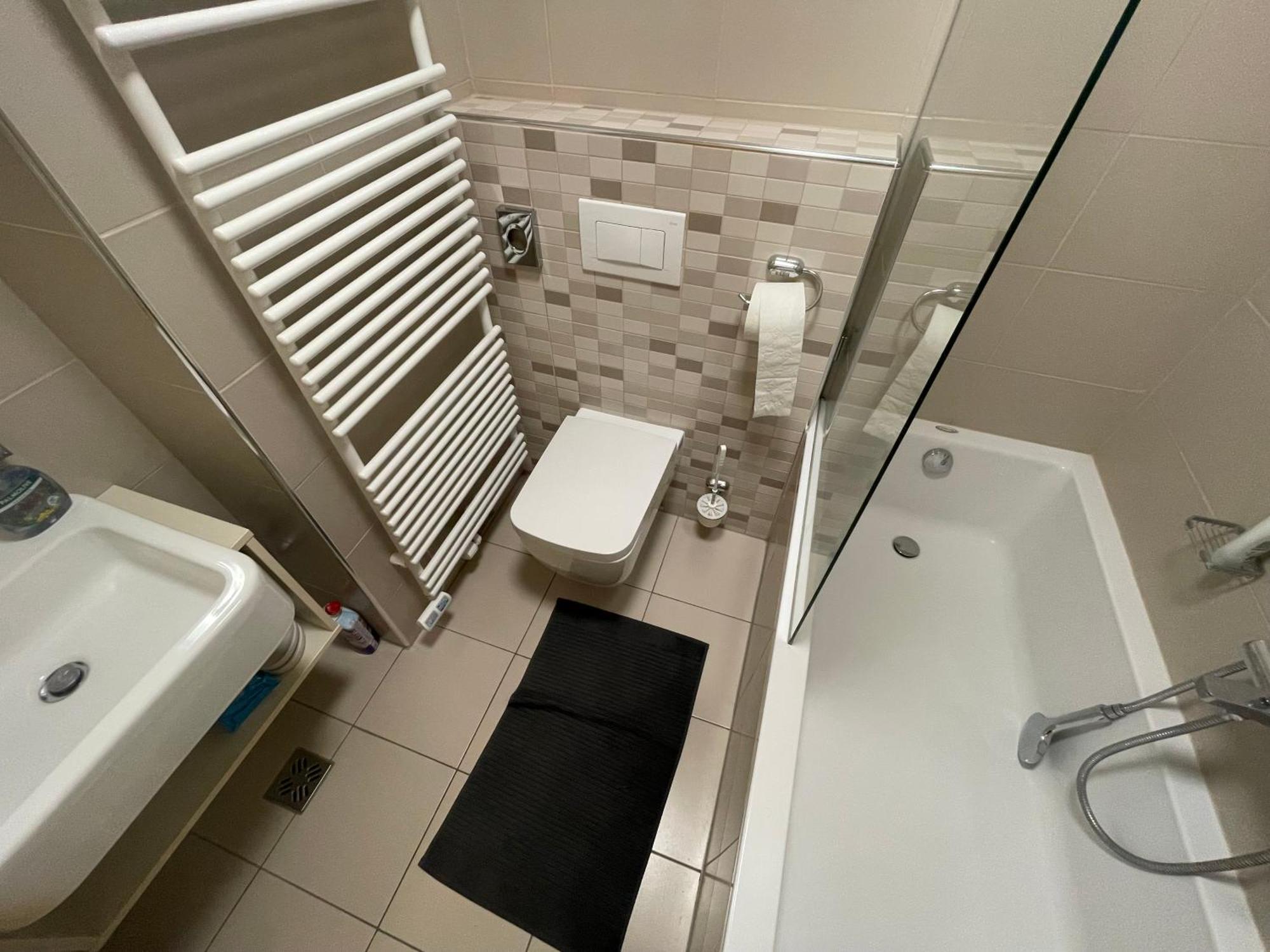 Duplex Delight 18 Vila Mari Pekre Ngoại thất bức ảnh