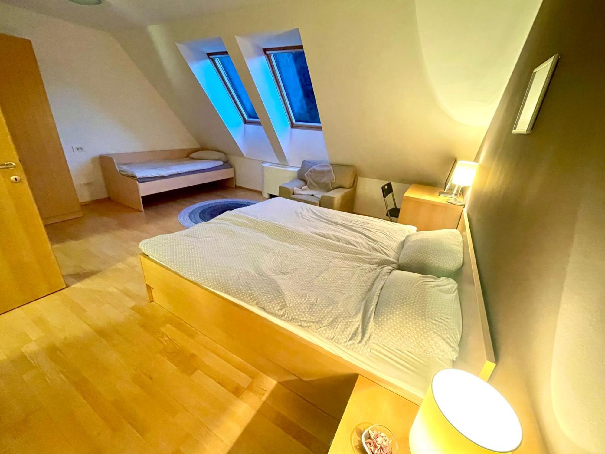 Duplex Delight 18 Vila Mari Pekre Ngoại thất bức ảnh
